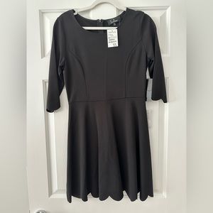 NWT LuLu’s Black Scalloped Edge Dress